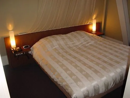 Hotel De Moriaan Oirschot 3*,